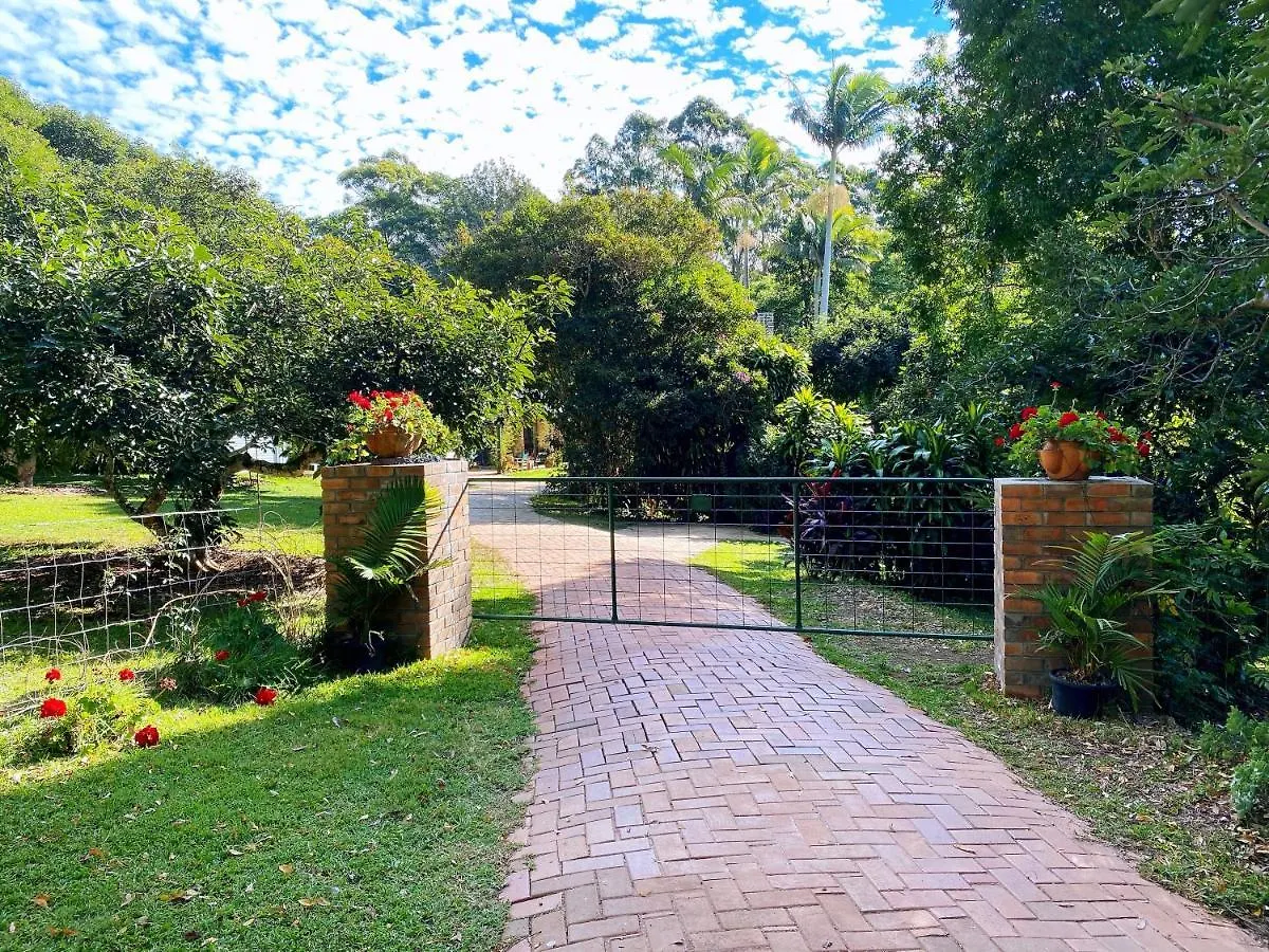 Maleny Monet Studio 0*,